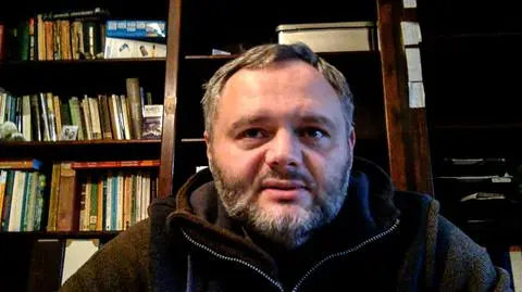 Dr Rakowski: procedura kierowania na testy jest tak ustawiona, że mamy wysokie prawdopodobieństwo, że osoba będzie miała pozytywny test