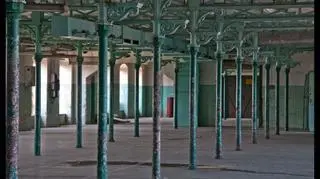 Zabytkowa konstrukcja żeliwna