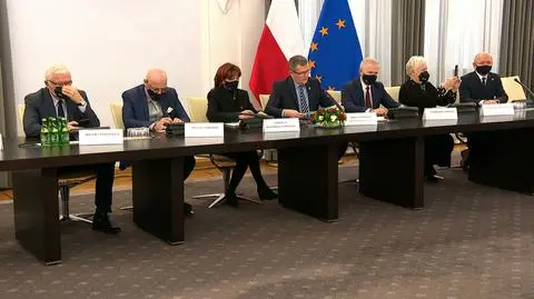 Inwigilacja Pegasusem. Eksperci prawni przed senacką komisją