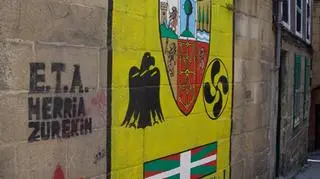 Mural propagujący Batasunę