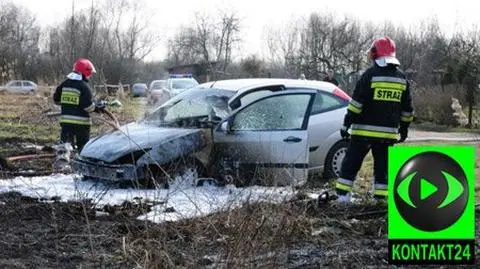 Wypalił trawę wraz z samochodem