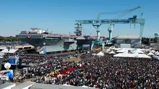 Na ceremonii zgromadziło się około 20 tysięcy osób