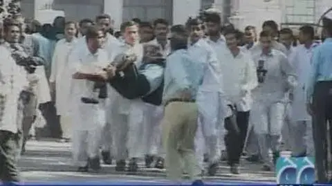 Pakistańskie władze pacyfikują opozycję