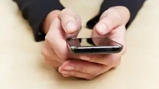 Policjanci edukują seniorów m.in. poprzez specjalne konkursy