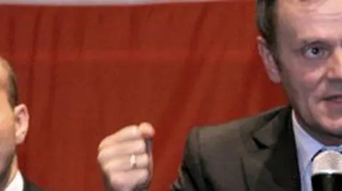 "Nie było mowy o przeciąganiu posłów z PiS"