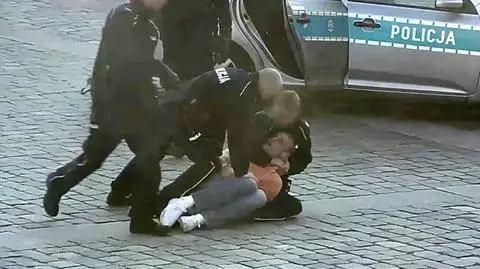 Dymisje i ruchy kadrowe w policji. W rok po śmierci 25-latka 