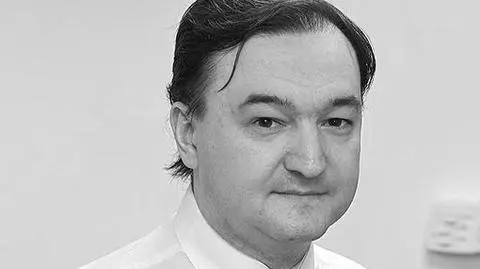Postawili zarzuty za śmierć prawnika w celi