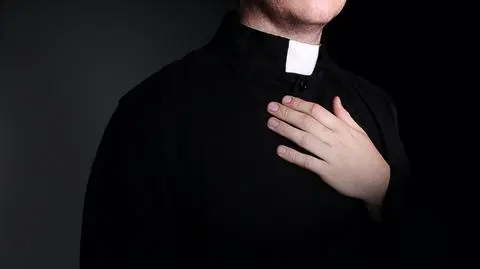 Wydminy. Nietrzeźwy wikary przyjechał samochodem na ceremonię pogrzebową