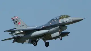 Turcja poderwała osiem myśliwców F-16