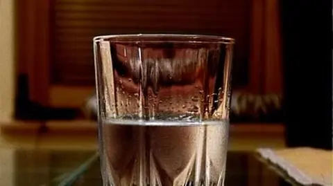 Koniec z alkoholem w rosyjskich filmach? "Bo jeśli alkohol spożywa nawet bohater negatywny..."