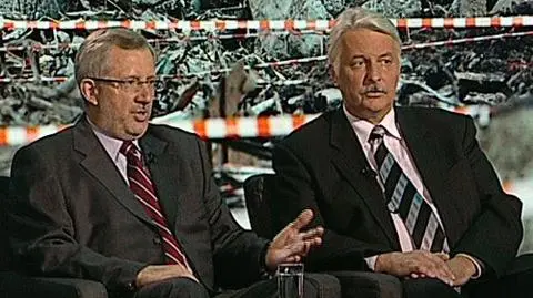 "Prezydent zapraszał na uroczystości, nie na pokład"