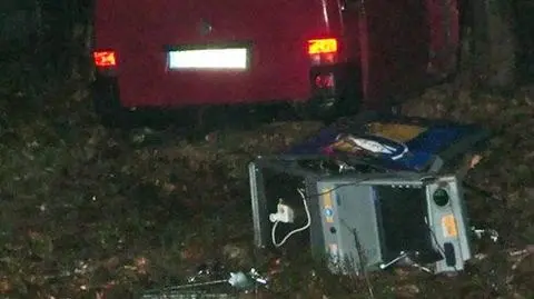 Ukradli bankomat z Biedronki. Z 75 tys. zł