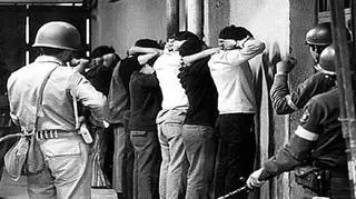 Setki osób zginęły, a tysiące były torturowane, gdy w sierpniu i wrześniu 1969 r. wojskowa junta przejęła władzę w Brazylii