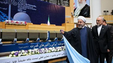 Netanjahu kolejny raz krytykuje rozmowy z Iranem. "Droga do bomb"
