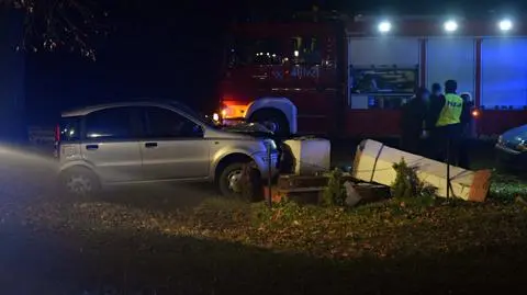 Stary Gołębin: 18-latka wjechała w figurę Matki Bożej