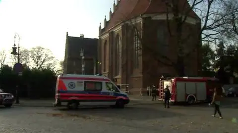 Stan archeolog przysypanej pod katedrą się poprawia. "Już sama oddycha"