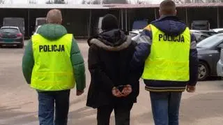 Zatrzymanym oszustom grozi do 10 lat więzienia 