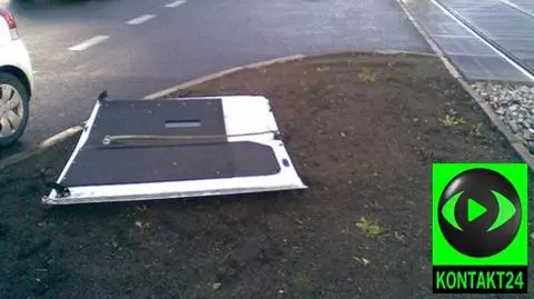 Konwój z pieniędzmi zgubił drzwi