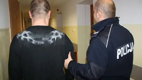 Jechał zygzakiem z Gdyni do Sopotu. Był pijany, nie miał prawa jazdy