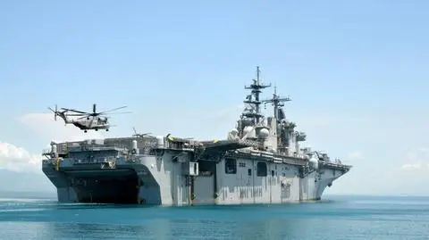 Do akcji ruszył cały szereg okrętów desantowych US Navy