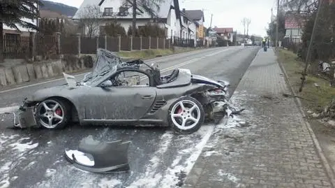 Wyrzucili go z policji za wypadek w porsche. Chce wrócić. "Wpłynęło odwołanie"