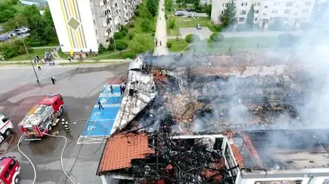 Pożar w Radomsku. "Z supermarketu zostały tylko ściany"