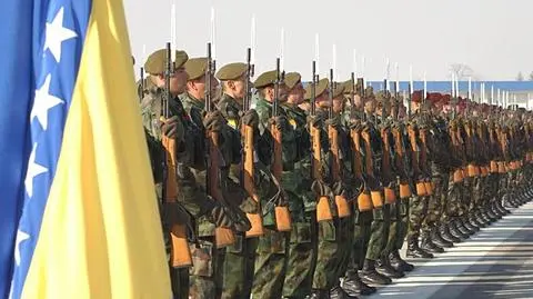 NATO otwiera drzwi Bośni