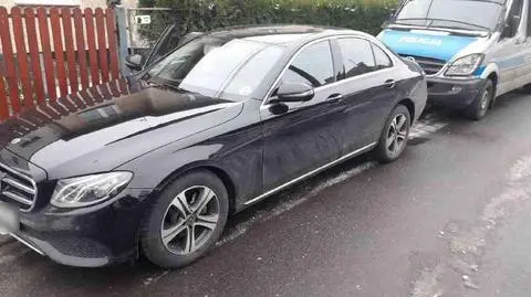 Poznań: Zatrzymanie obcokrajowców. Ukradli mercedesy