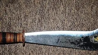 Mężczyzna gonił przechodnia z maczetą