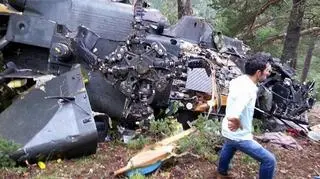 Wojskowy śmigłowiec rozbił się w górzystym terenie