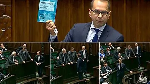 Próbował dać książkę Kaczyńskiemu. Reakcja Błaszczaka i Terleckiego