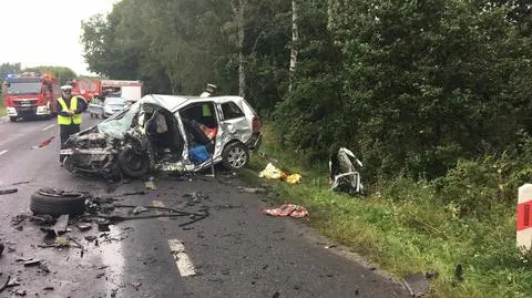 W wypadku zginęły cztery osoby podróżujące oplem