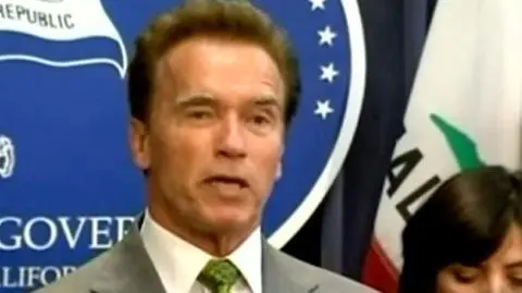 Schwarzenegger ze sztandarem zielonej rewolucji