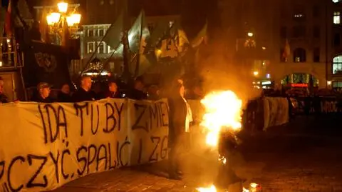 Skazany za spalenie kukły Żyda chce dozoru elektronicznego
