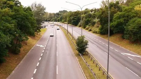 Tranzyt z przeszkodami. Łatają dziury do piątku
