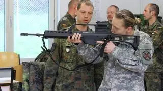 Niemcy wstrzymali realizację kontraktów do Rosji