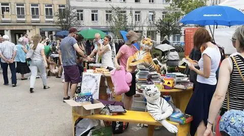 Kup coś, co komuś zalega i wesprzyj uchodźców