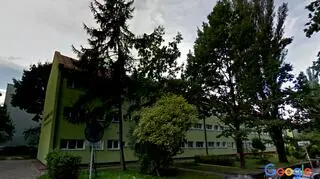 Policjanci znaleźli zwłoki w kamienicy przy ul