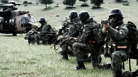 W czerwcu 2017 r. Turcja wysłała nowe wojskowe wsparcie do północnej Syrii