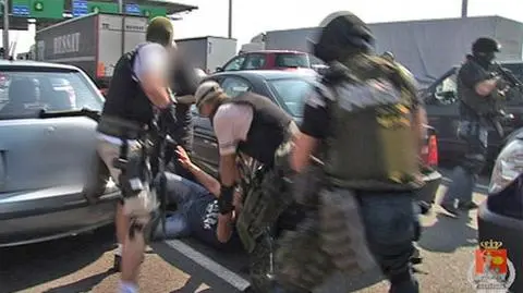 Brawurowa akcja policji na A2