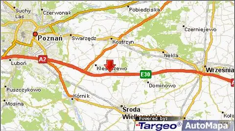 Samochód w ogniu, 1 osoba nie żyje. Zablokowana A2