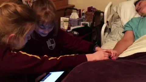 "Dancing" była ulubioną piosenką zmarłej kobiety