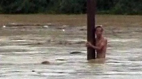 Pół tysiąca ofiar powodzi w Chinach