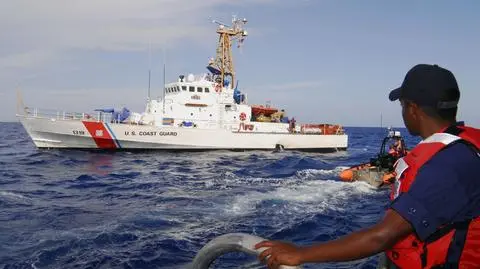 Zdjęcie: okręty patrolowe typu Island. Nagranie: wspólne ćwiczenia NATO i Ukrainy trwają w Odessie