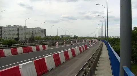 Estakada w fatalnym stanie, kierowcy i tak nią pojadą