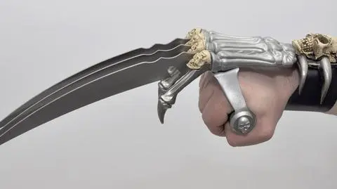 Kastety, nunchaku i nielegalne papierosy w domu pod Przemyślem