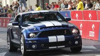 Na VEVRA Street Racing możesz podziwiać wspaniałe samochody i spotkać gwiazdy show-biznesu!