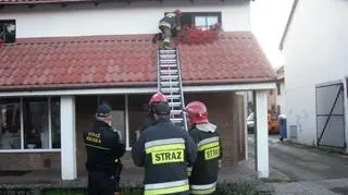 Kobieta wołała o pomoc. Ukradła ubrania