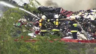 Gaszenie pożaru trwa od wtorku