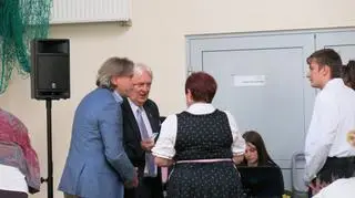 Kandydat na posła przerwał występ zespołu śpiewającego po niemiecku